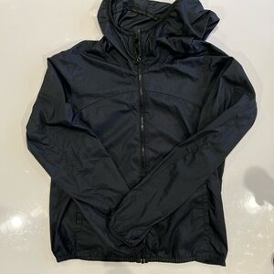 UNIQLO Women’s Ultra Lightweight Windbreaker Jacket